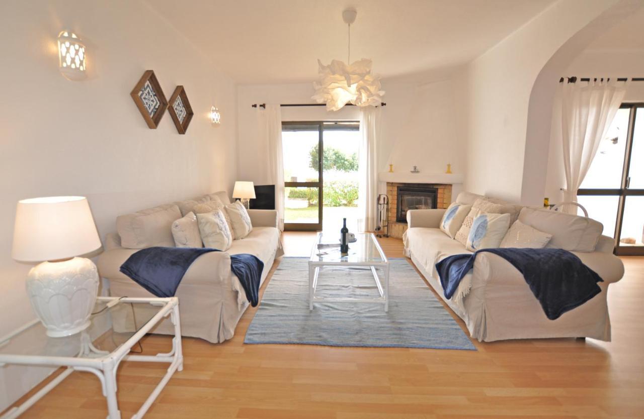 T3 Holiday Cottage Near The Beach | B111 Porches  Exteriér fotografie