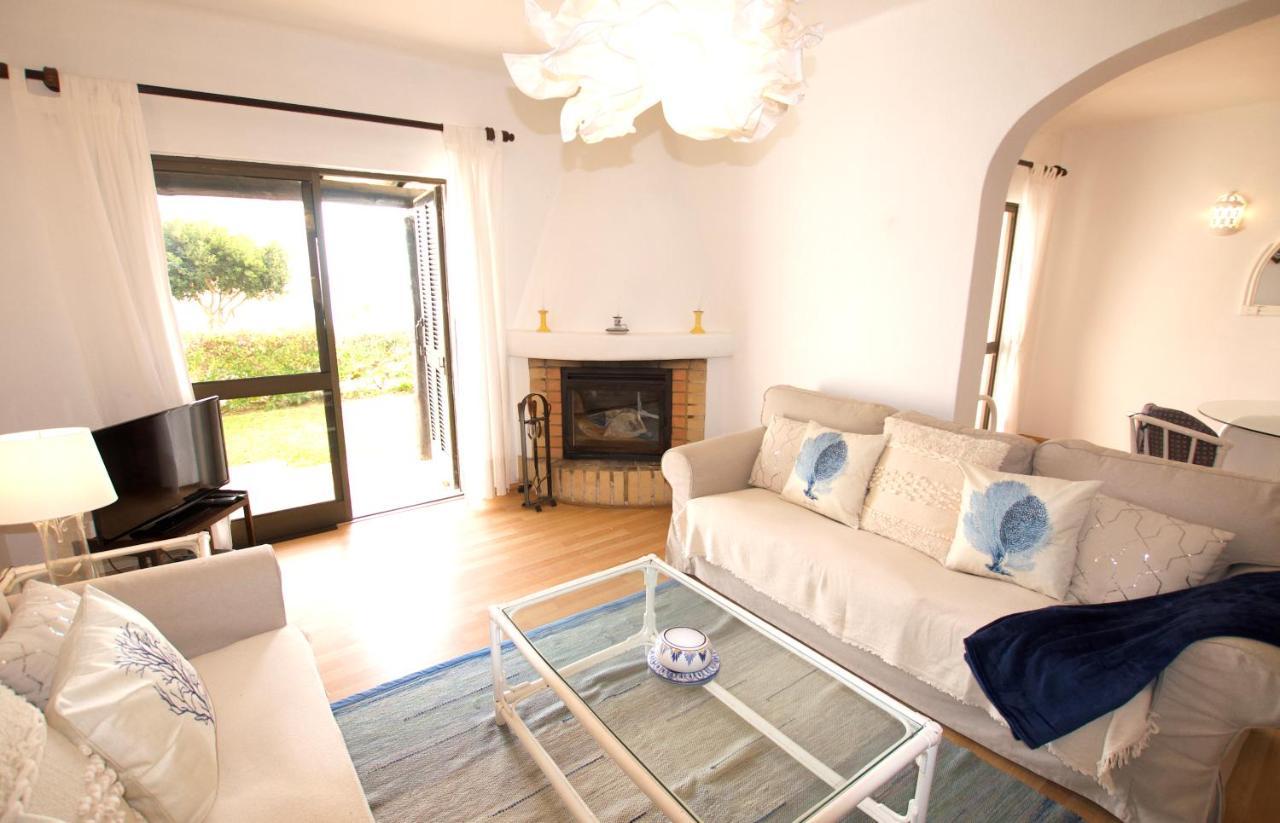 T3 Holiday Cottage Near The Beach | B111 Porches  Exteriér fotografie