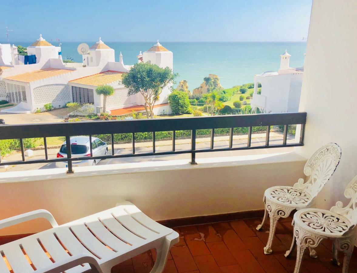 T3 Holiday Cottage Near The Beach | B111 Porches  Exteriér fotografie